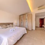Villa La Font Canaves